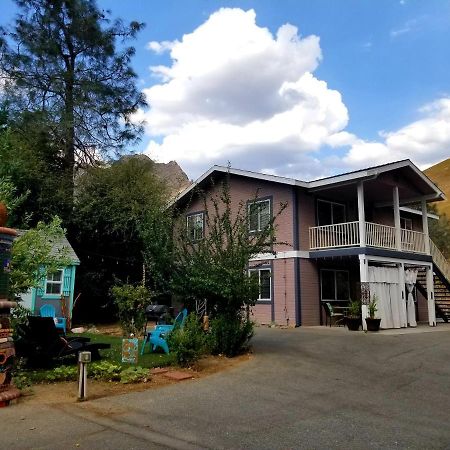 Sacred Mtn River Suites Кернвілль Екстер'єр фото
