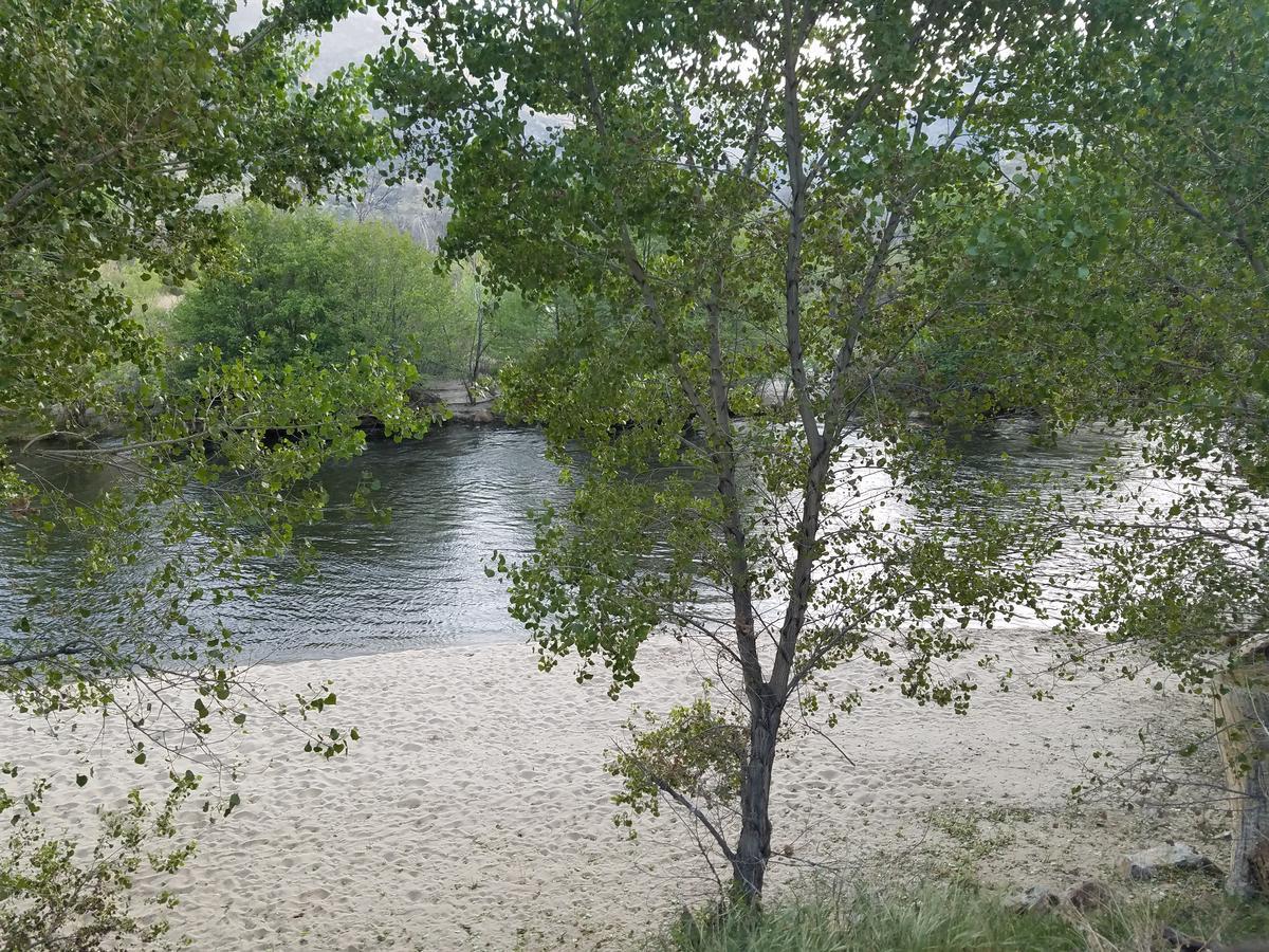Sacred Mtn River Suites Кернвілль Екстер'єр фото